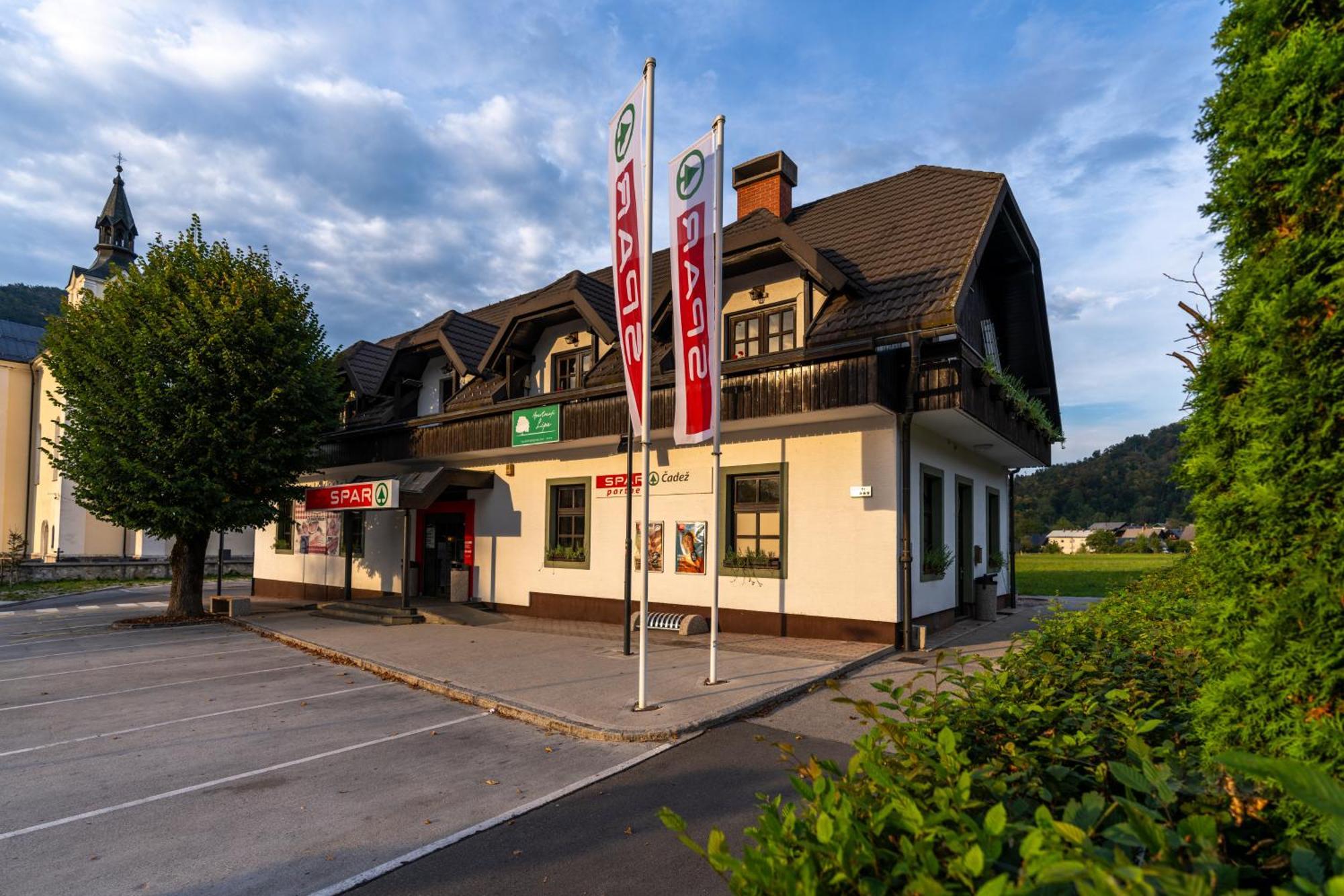 Apartmaji Lipa *