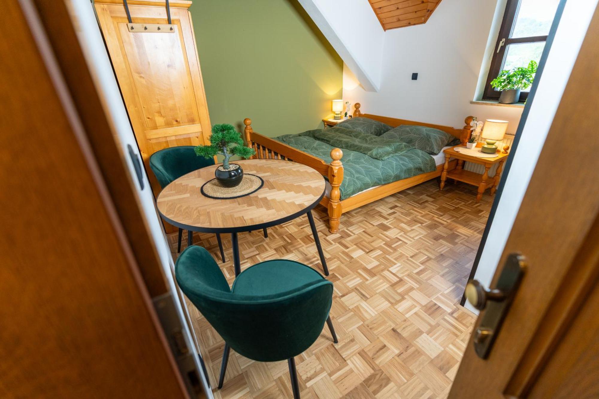 Apartment Apartmaji Lipa