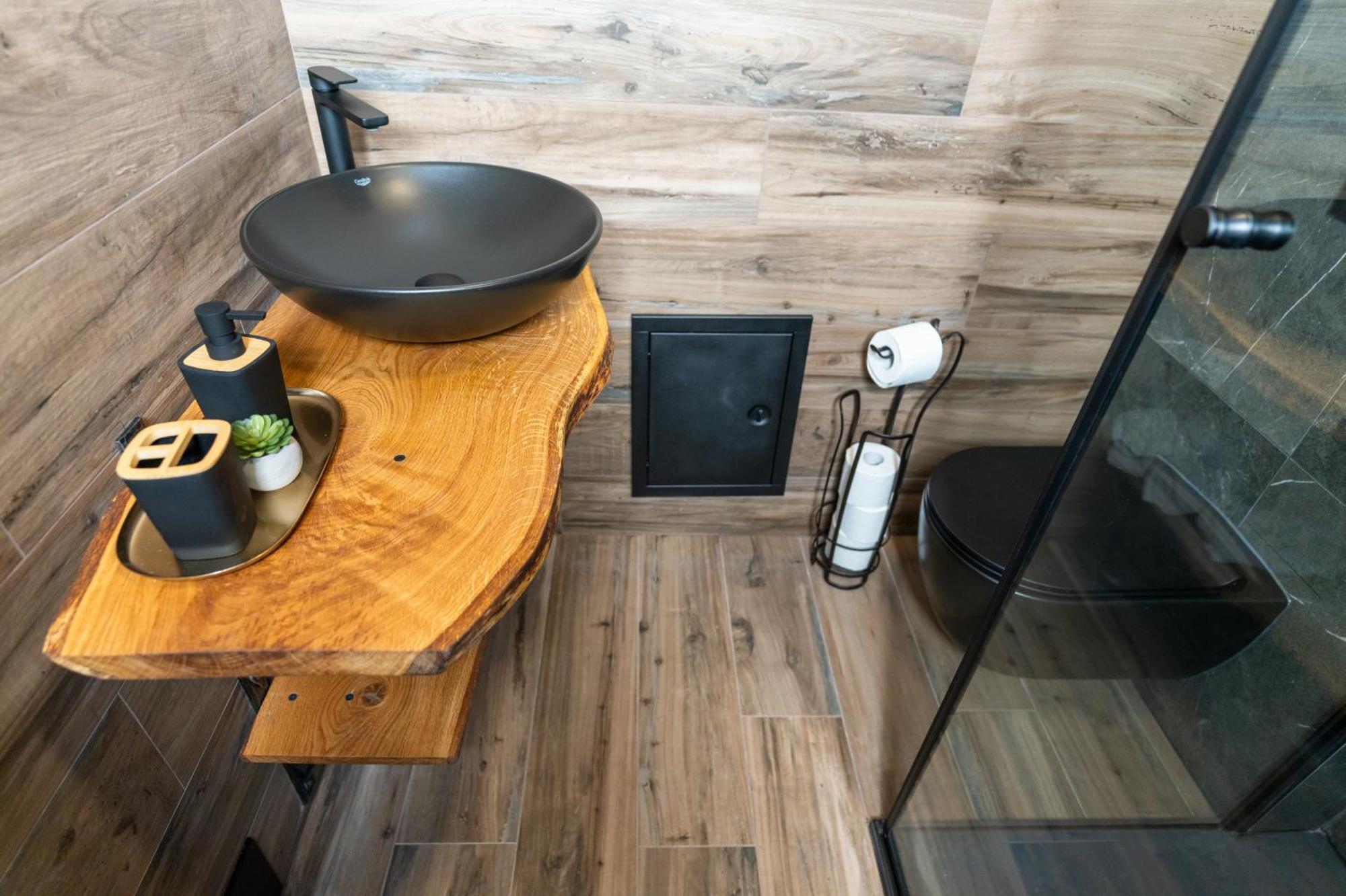 Apartmaji Lipa *